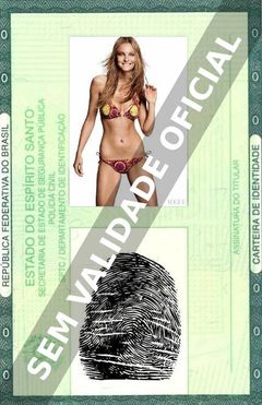Imagem hipotética representando a carteira de identidade de Caroline Trentini