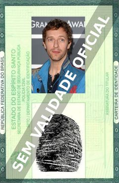 Imagem hipotética representando a carteira de identidade de Chris Martin