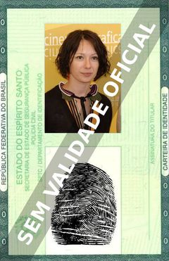 Imagem hipotética representando a carteira de identidade de Chulpan Khamatova