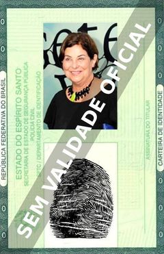 Imagem hipotética representando a carteira de identidade de Cláudia Mello
