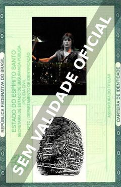 Imagem hipotética representando a carteira de identidade de Cozy Powell