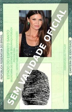 Imagem hipotética representando a carteira de identidade de Danielle Vasinova