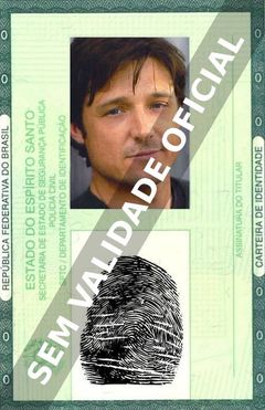 Imagem hipotética representando a carteira de identidade de David Chisum
