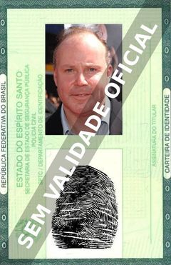 Imagem hipotética representando a carteira de identidade de David Yates