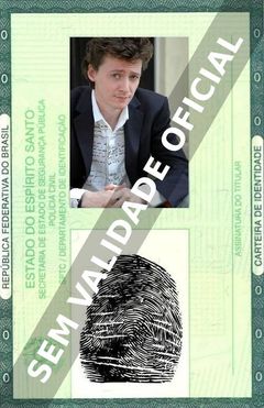 Imagem hipotética representando a carteira de identidade de Ed Byrne