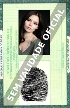 Imagem hipotética representando a carteira de identidade de Eline Powell