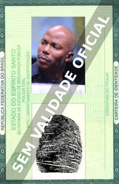 Imagem hipotética representando a carteira de identidade de Erik King
