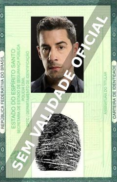Imagem hipotética representando a carteira de identidade de Esteban Lamothe