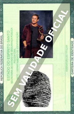 Imagem hipotética representando a carteira de identidade de Felix Baumgartner