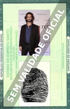 Imagem hipotética representando a carteira de identidade de Flávio Tolezani