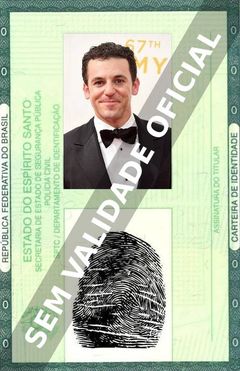 Imagem hipotética representando a carteira de identidade de Fred Savage