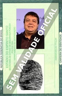 Imagem hipotética representando a carteira de identidade de Gláucio Gomes