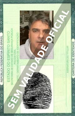 Imagem hipotética representando a carteira de identidade de Guilherme de Pádua