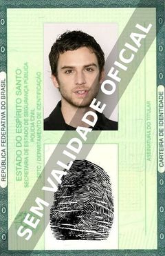 Imagem hipotética representando a carteira de identidade de Guy Berryman