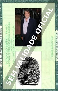 Imagem hipotética representando a carteira de identidade de Jann Wenner