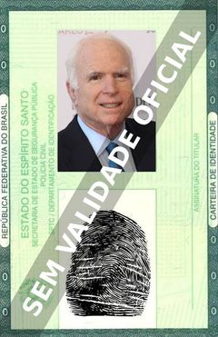 Imagem hipotética representando a carteira de identidade de John McCain