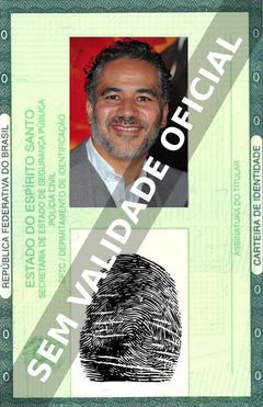 Imagem hipotética representando a carteira de identidade de John Ortiz