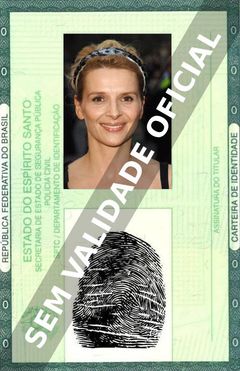 Imagem hipotética representando a carteira de identidade de Juliette Binoche