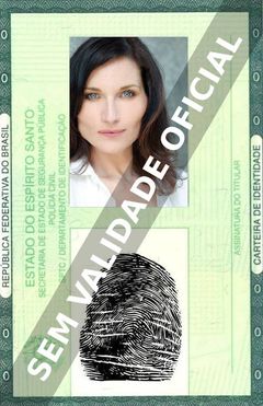 Imagem hipotética representando a carteira de identidade de Kate Fleetwood