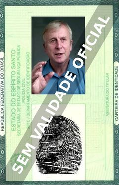 Imagem hipotética representando a carteira de identidade de Kevin Warwick