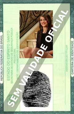 Imagem hipotética representando a carteira de identidade de Lara Tremouroux