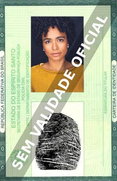 Imagem hipotética representando a carteira de identidade de Lauren Ridloff