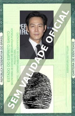 Imagem hipotética representando a carteira de identidade de Lee Jung-jae