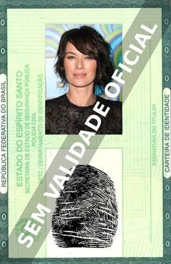 Imagem hipotética representando a carteira de identidade de Lena Headey