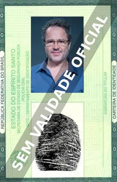 Imagem hipotética representando a carteira de identidade de Leonardo Medeiros