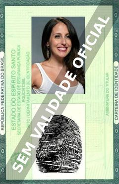 Imagem hipotética representando a carteira de identidade de Luana Martau