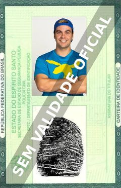 Imagem hipotética representando a carteira de identidade de Luccas Neto