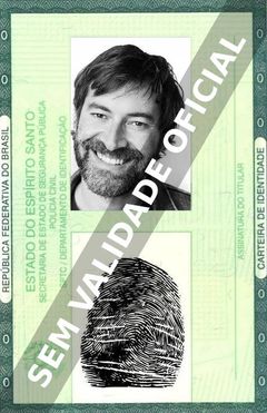 Imagem hipotética representando a carteira de identidade de Mark Duplass