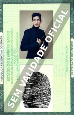 Imagem hipotética representando a carteira de identidade de Matt Bennett