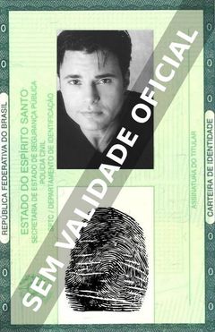Imagem hipotética representando a carteira de identidade de Matt Borlenghi