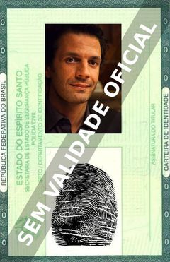Imagem hipotética representando a carteira de identidade de Mehdi Nebbou