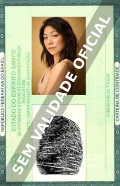 Imagem hipotética representando a carteira de identidade de Nanrisa Lee