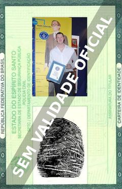 Imagem hipotética representando a carteira de identidade de Neil Fingleton