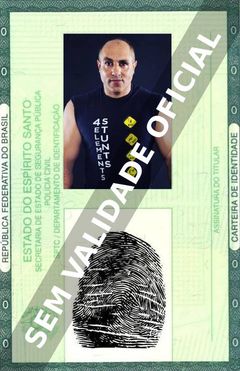 Imagem hipotética representando a carteira de identidade de Omar Ayala