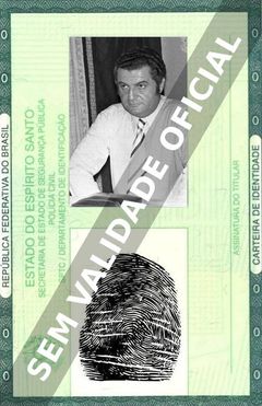 Imagem hipotética representando a carteira de identidade de Paulo Padilha