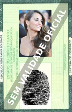 Imagem hipotética representando a carteira de identidade de Penélope Cruz