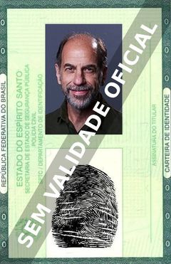 Imagem hipotética representando a carteira de identidade de Roberto Bomtempo