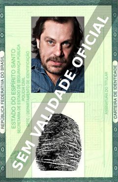 Imagem hipotética representando a carteira de identidade de Roberto Duarte