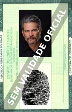 Imagem hipotética representando a carteira de identidade de Roberto Mateos