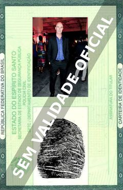 Imagem hipotética representando a carteira de identidade de Ross Mullan