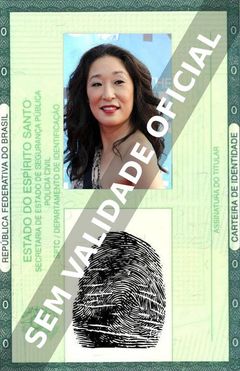 Imagem hipotética representando a carteira de identidade de Sandra Oh