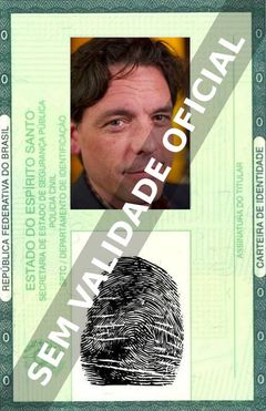 Imagem hipotética representando a carteira de identidade de Scott Michael Dunn