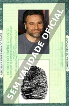 Imagem hipotética representando a carteira de identidade de Steve Skrovan