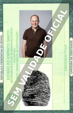 Imagem hipotética representando a carteira de identidade de Tom Parry
