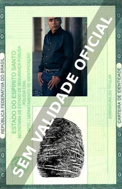 Imagem hipotética representando a carteira de identidade de Tom Wright
