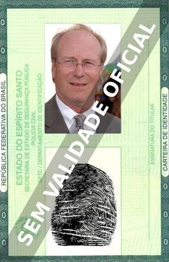 Imagem hipotética representando a carteira de identidade de William Hurt